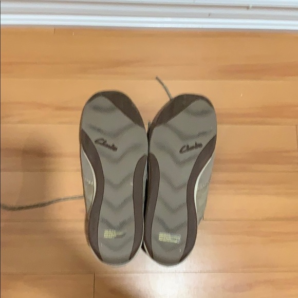 Shoes - Picture 2 of 3